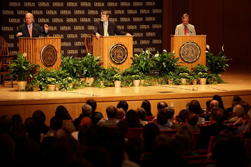 Ubben Rove Dean 3shot.jpg